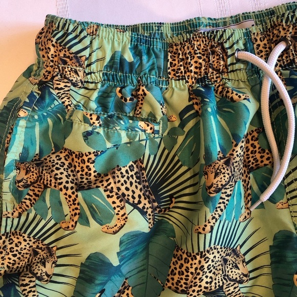 Trunk Surf & Swim Co Green Leopard Print Swim Shorts Size M - Picture 5 of 8
